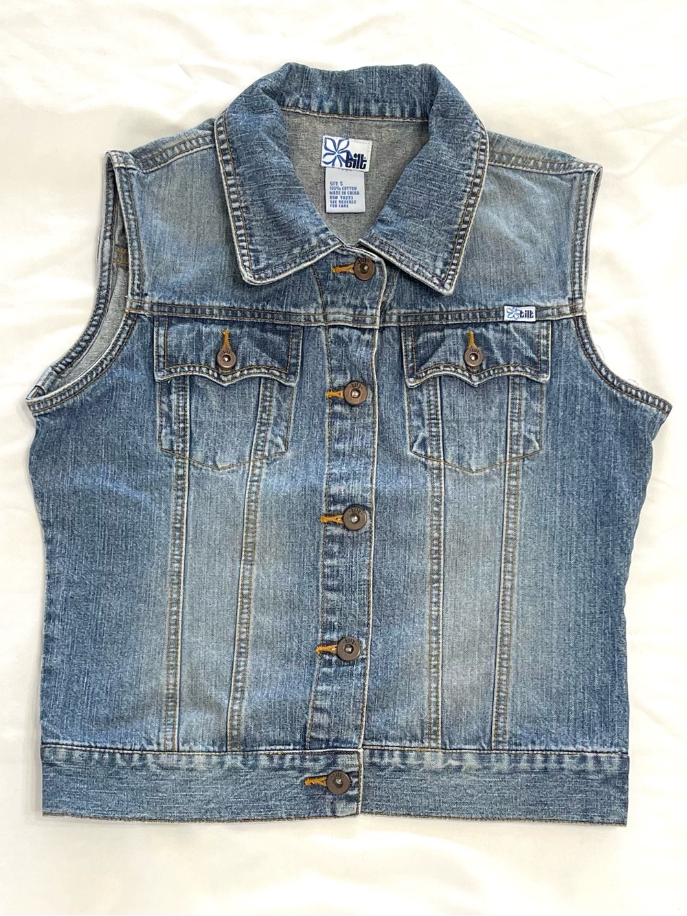 2000s Jean Vest Retro Button Up by Tilt Denim Sleeveless Jacket